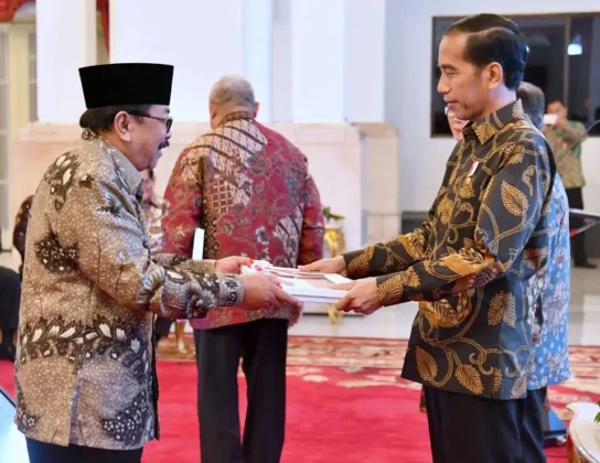 Serahkan DIPA 2017, Presiden Jokowi Ingatkan Jajarannya untuk Bergerak Cepat