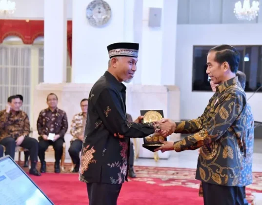 Serahkan DIPA 2017, Presiden Jokowi Ingatkan Jajarannya untuk Bergerak Cepat