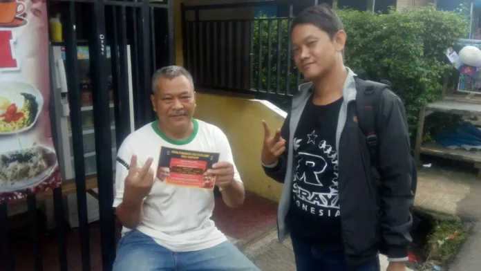 Relawan Jokowi Door To Door Untuk Menangkan Basuki-Djarot