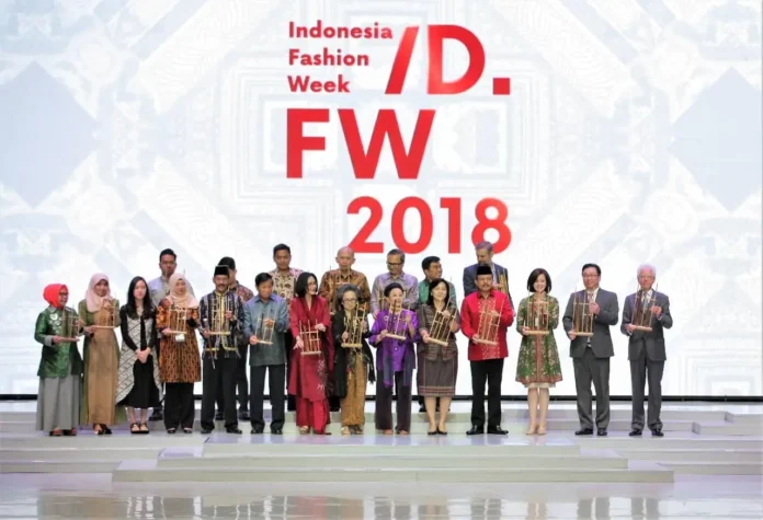 Kemenkop UKM Dukung Indonesian Fashion Week 2018