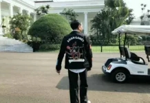 Promosikan Asian Games, Presiden Jokowi Kenakan Jaket Khusus