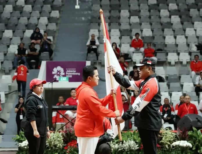 Menko PMK Puan Maharani Kukuhkan Kontingen Asian Games Indonesia