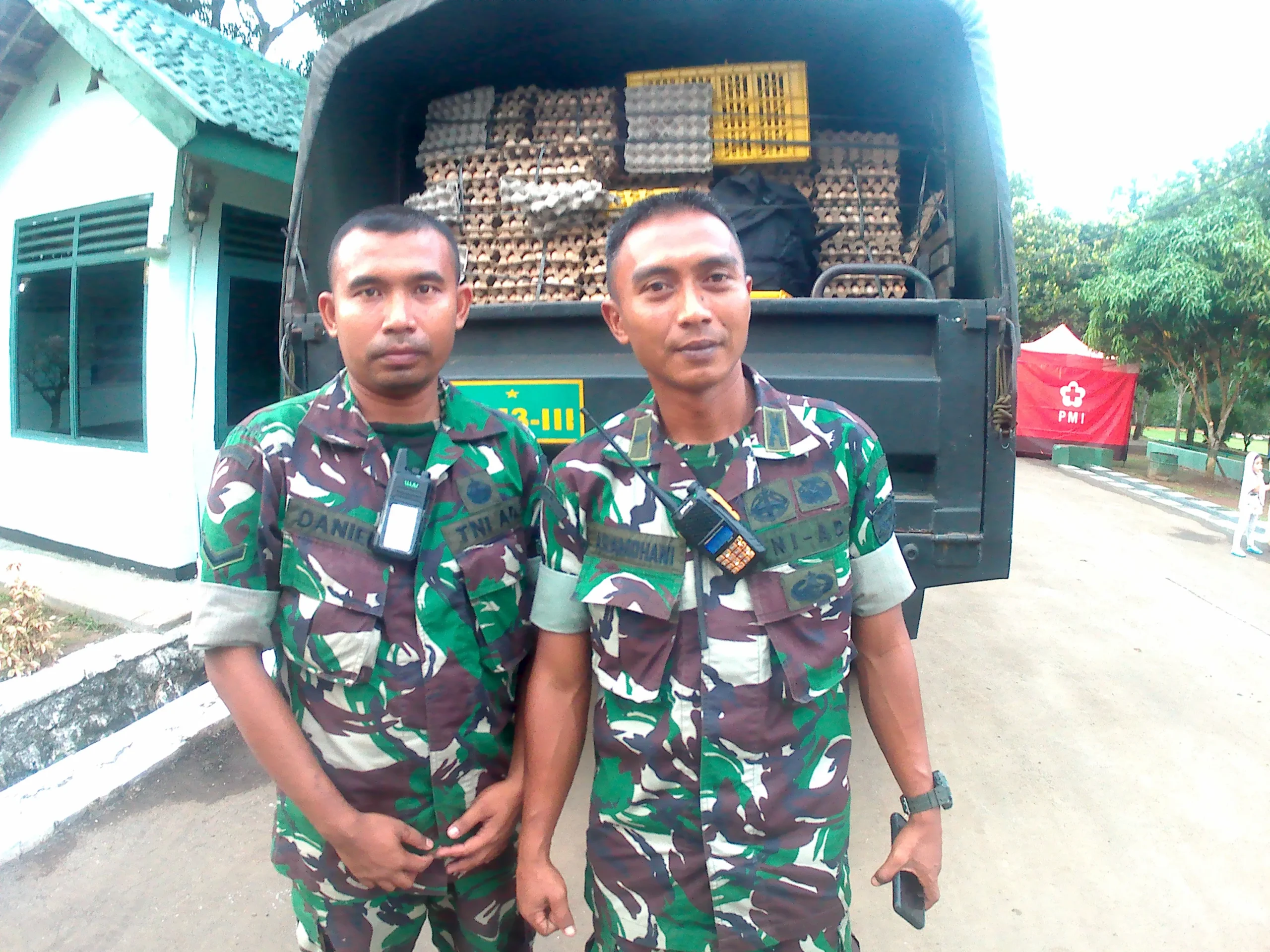 Pengungsi Bencana Alam Lebak Bertahan di Sekolah Militer DODIKLATPUR