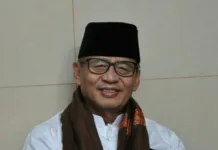 Gubernur Banten H Wahidin Halim