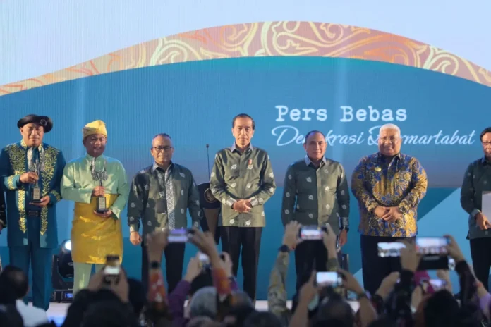 Hadiri HPN 2023 di Medan, Jokowi Nilai Pers Saat Sudah Cukup Bebas