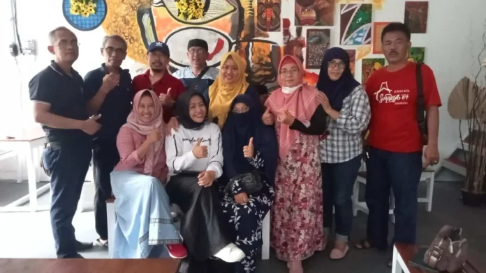 Senam & Jalan Sehat Satukan Alumni PAAP Undip