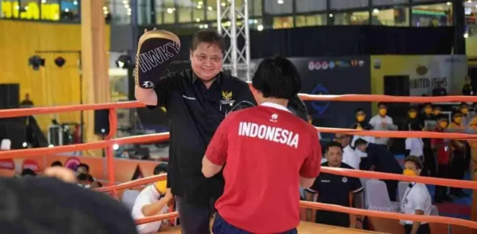 Atlet Kickboxing Binaan Airlangga Juga Raih Medali Emas di SEA Games Kamboja