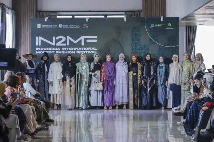 IN2MF 2023 Bawa Misi Perkenalkan Wastra Indonesia pada Industri Modest Fashion Dunia