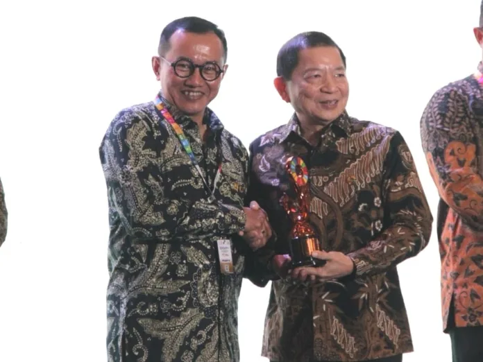 Melalui Program Electrifying Agriculture, PLN Jadi Satu-satunya BUMN Dapat Indonesia's SDGs Award 2023 dari Bappenas