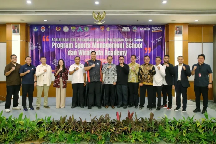 Menpora Kick Off Program SMASH dan WiraMuda Academy