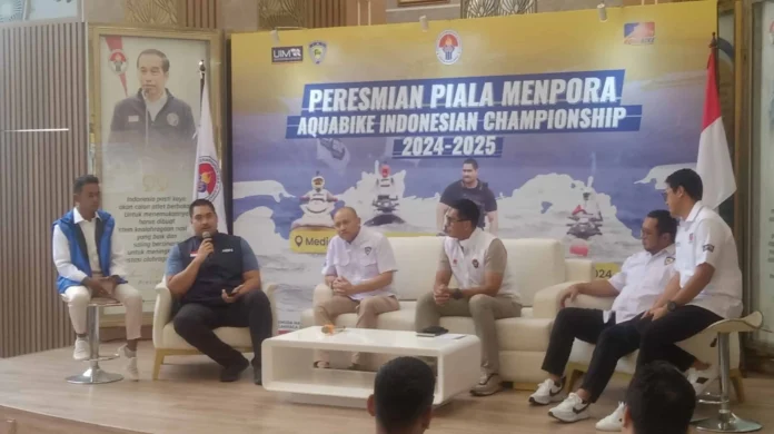 Menpora Resmikan Aquabike Indonesian Championship 2024-2025 Piala Menpora