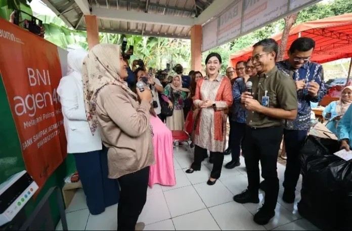 Perkuat Literasi dan Inklusi Keuangan, BNI Edukasi Masyarakat Pengelola Sampah