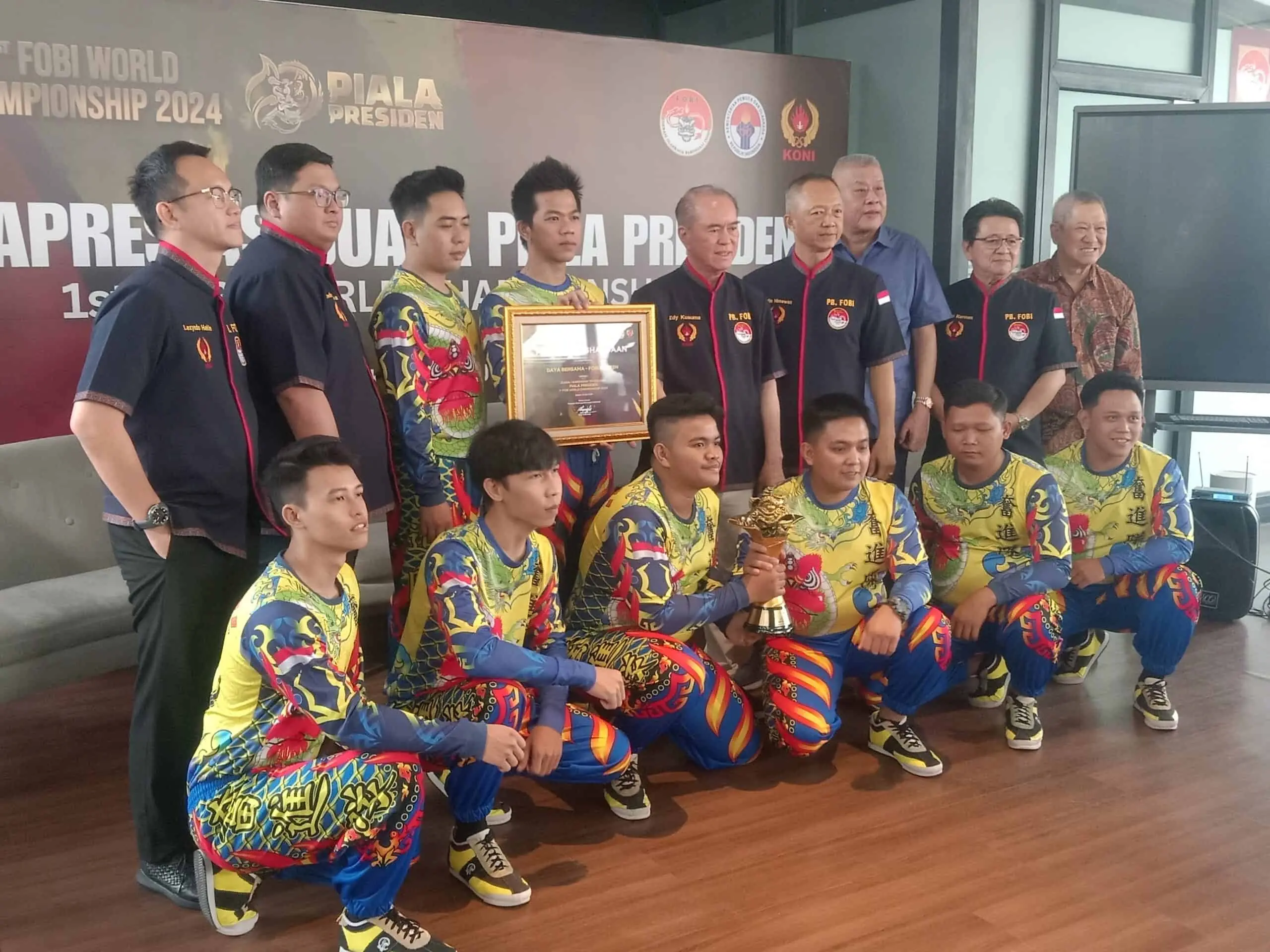 Raih Gelar Juara Dunia, PB FOBI Berikan Apresiasi pada Tim Barongsai Sumbar dan Banten