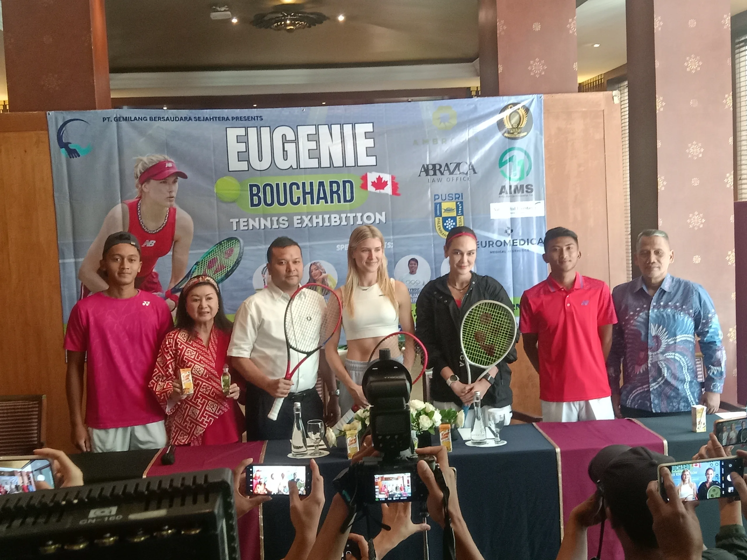 Membranding Tenis Indonesia, Nurdin Halid dan Luna Maya Siap Hadapi 'Si Jelita' Eugenie Bouchard